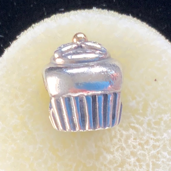 Authentic Pandora Sterling Silver Two-Tone Birthday Cupcake Charm - EUC! - Picture 2 of 4